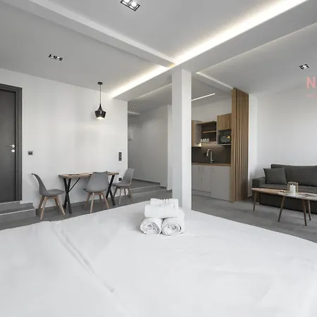 Pantheon, Nilie Hospitality Mgmt Salonic